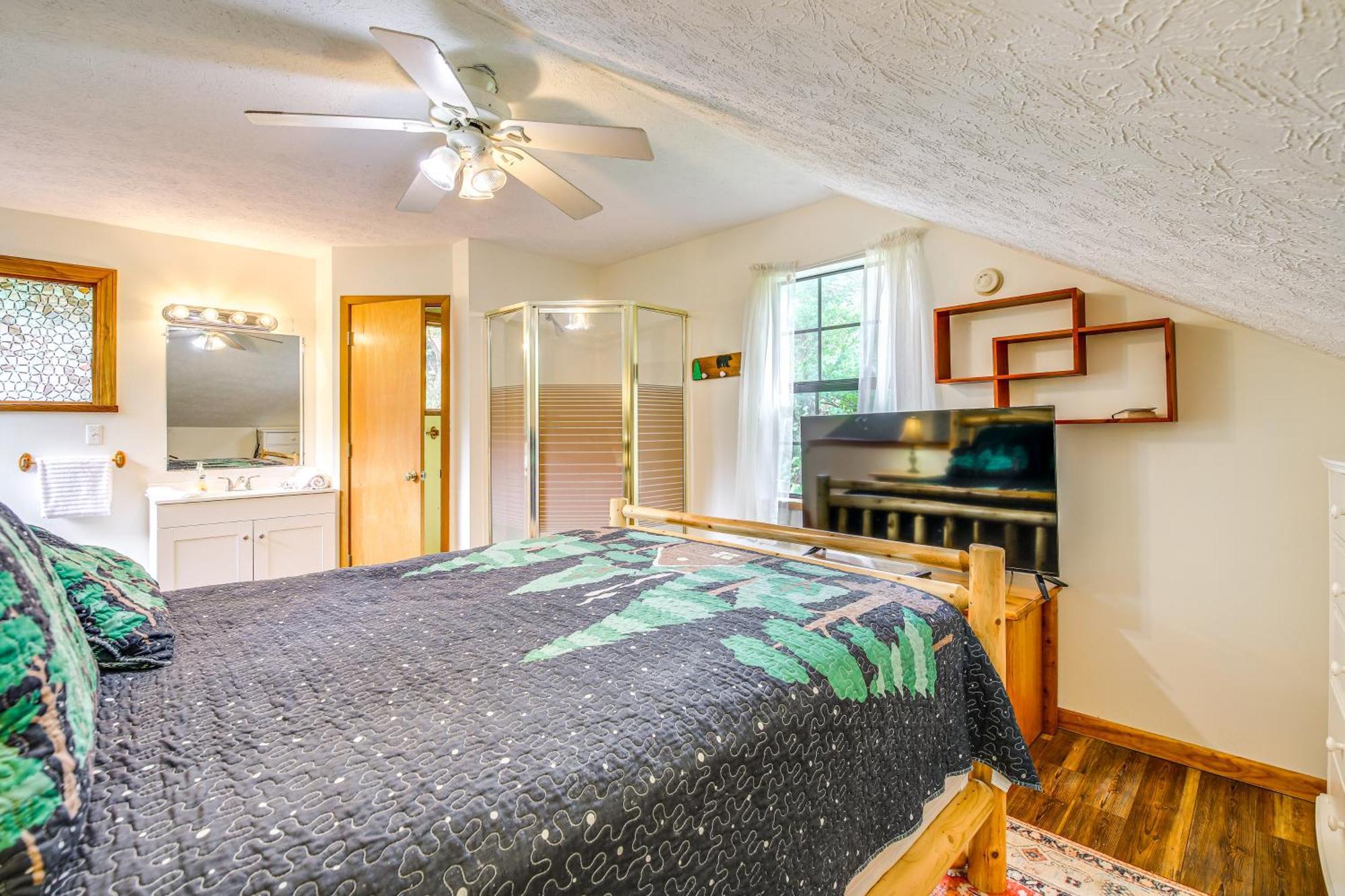 Pet-Friendly Sevierville Rental With Private Hot Tub 외부 사진